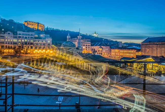 Step-by-step guide to AI implementation in B2B